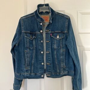Levi’s Women’s Jean Jacket - Size XL